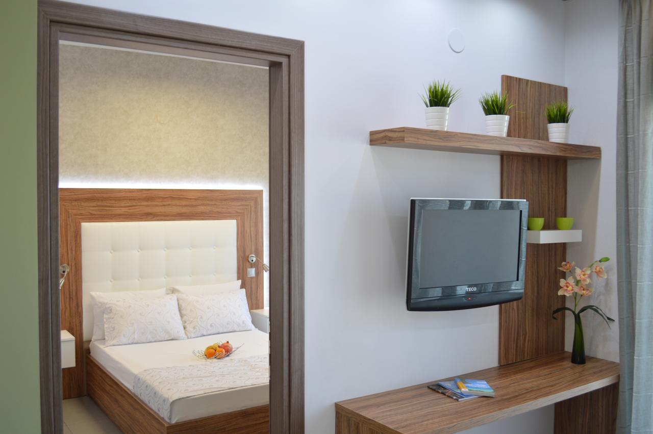Aqua Luxury Villas Nea Poteidaia Exterior foto